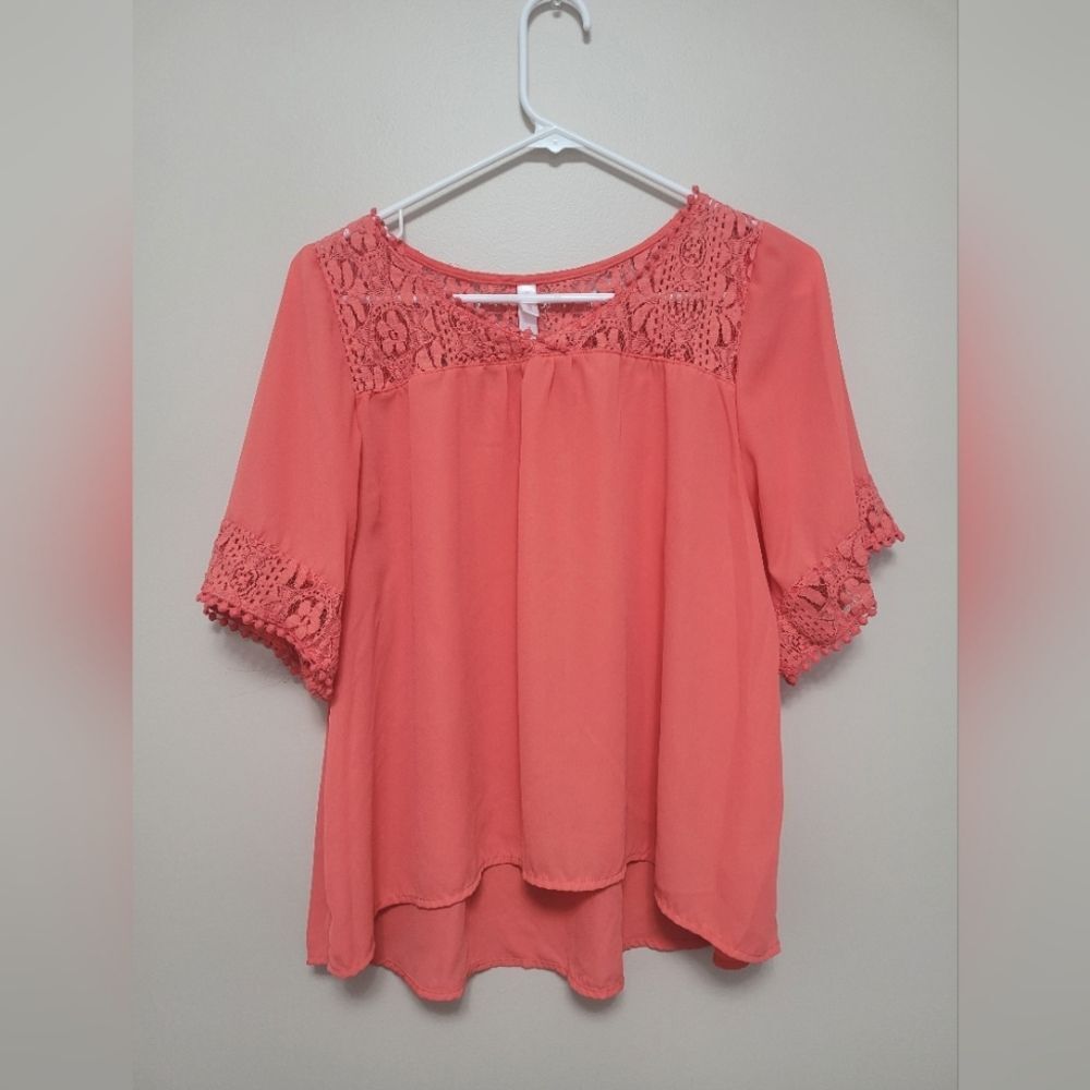 Xhilaration Coral Pink Lace Peasant Blouse Women's Size Medium